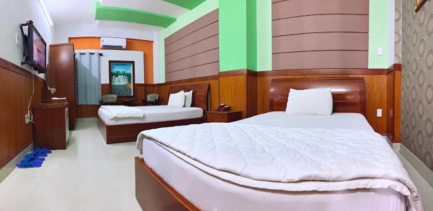 Hotel Khach San Huynh Anh Ho Chi Minh City