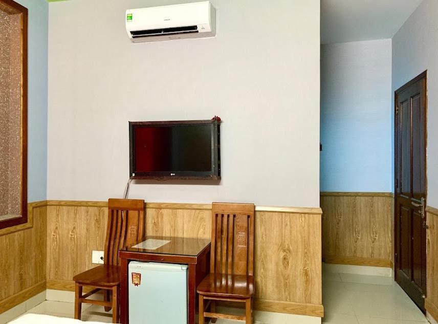 Hotel Khach San Huynh Anh Ho Chi Minh City